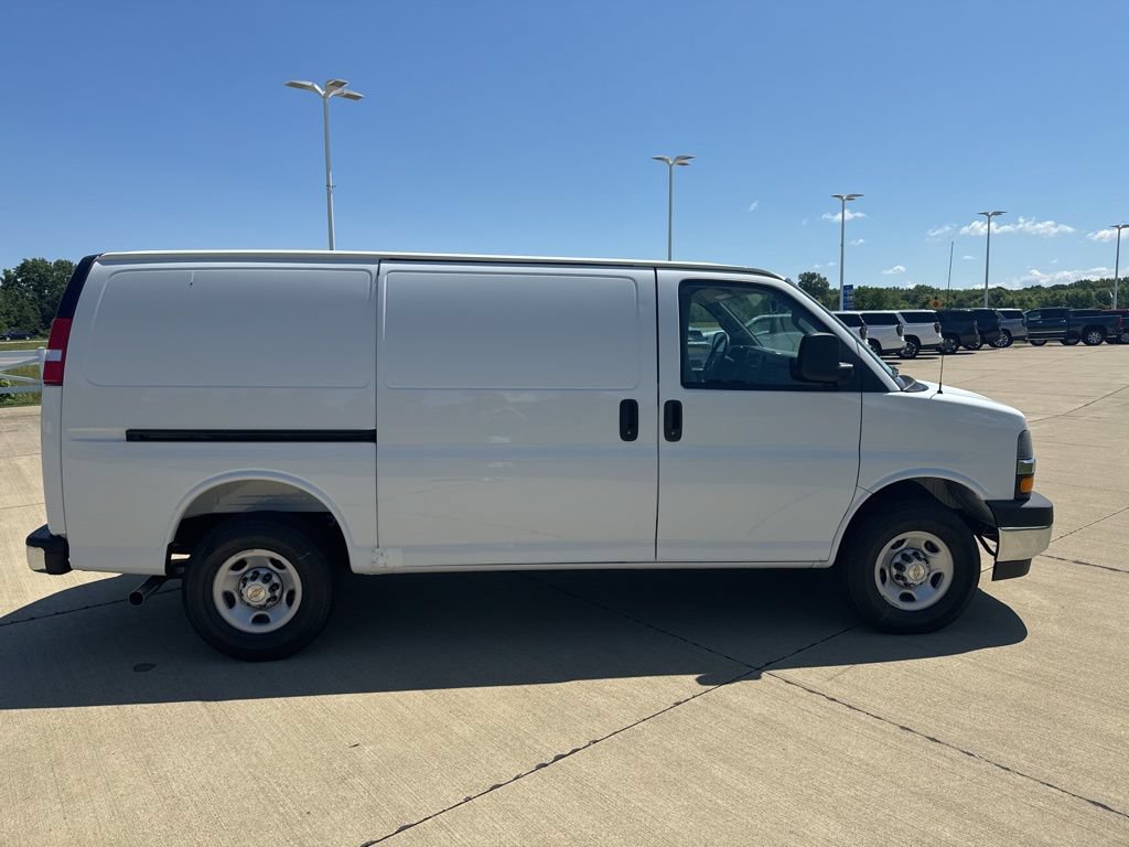 New 2025 Chevrolet Express 2500 w/ Driver Convenience Package RWD image 7