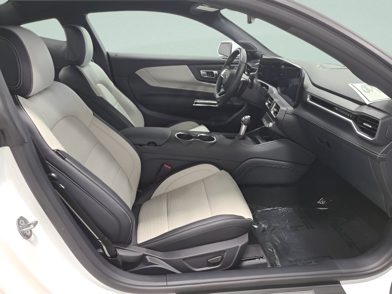 Used 2024 Ford Mustang GT Premium RWD image 14