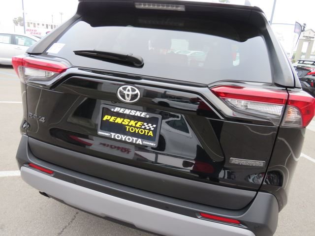 Used 2019 Toyota RAV4 Adventure image 12