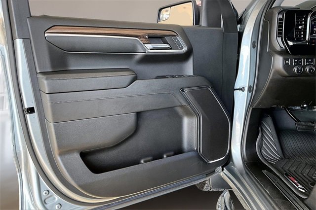 Used 2024 Chevrolet Silverado 1500 LT image 17