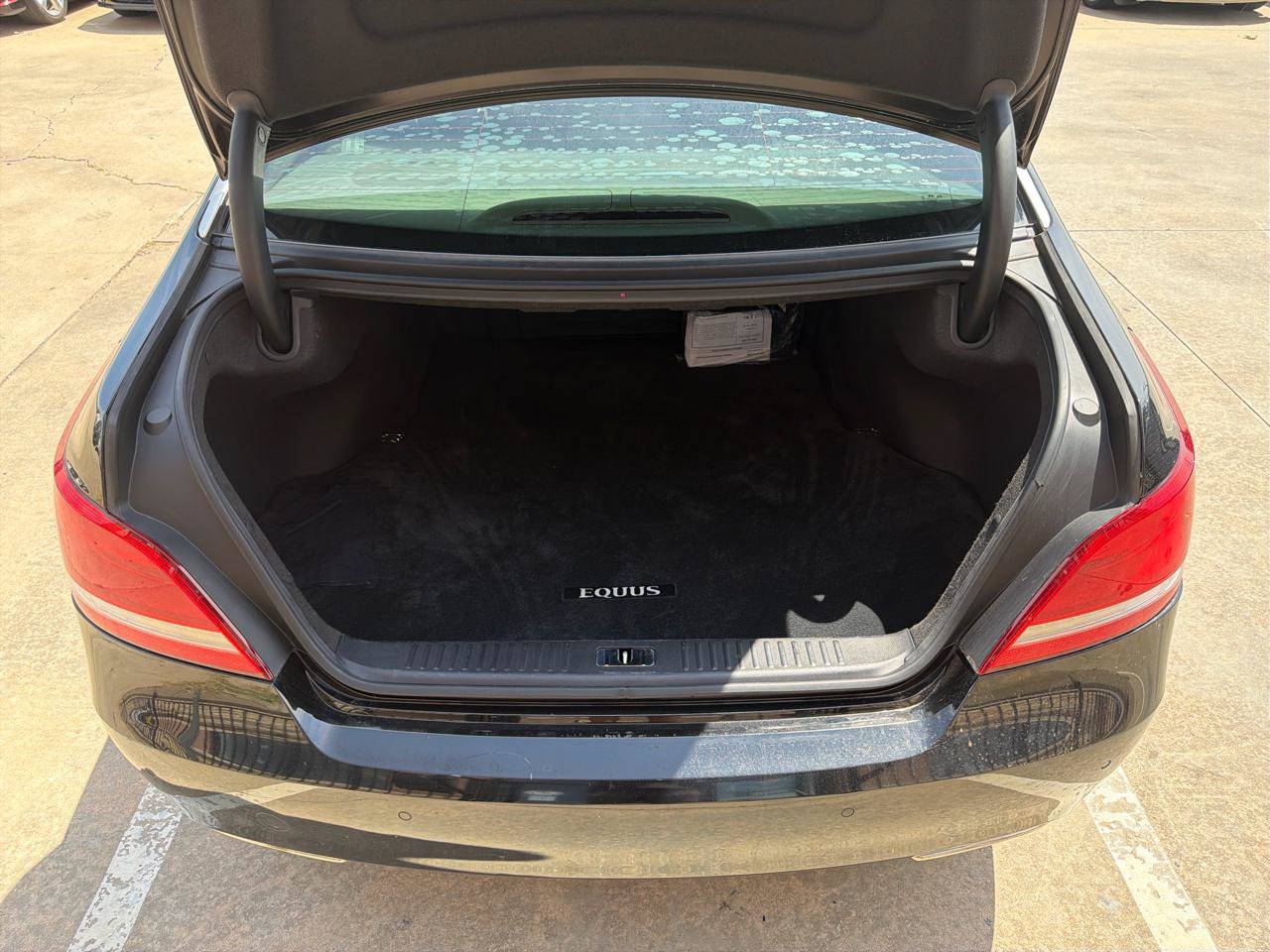 Used 2016 Hyundai Equus Signature RWD image 36