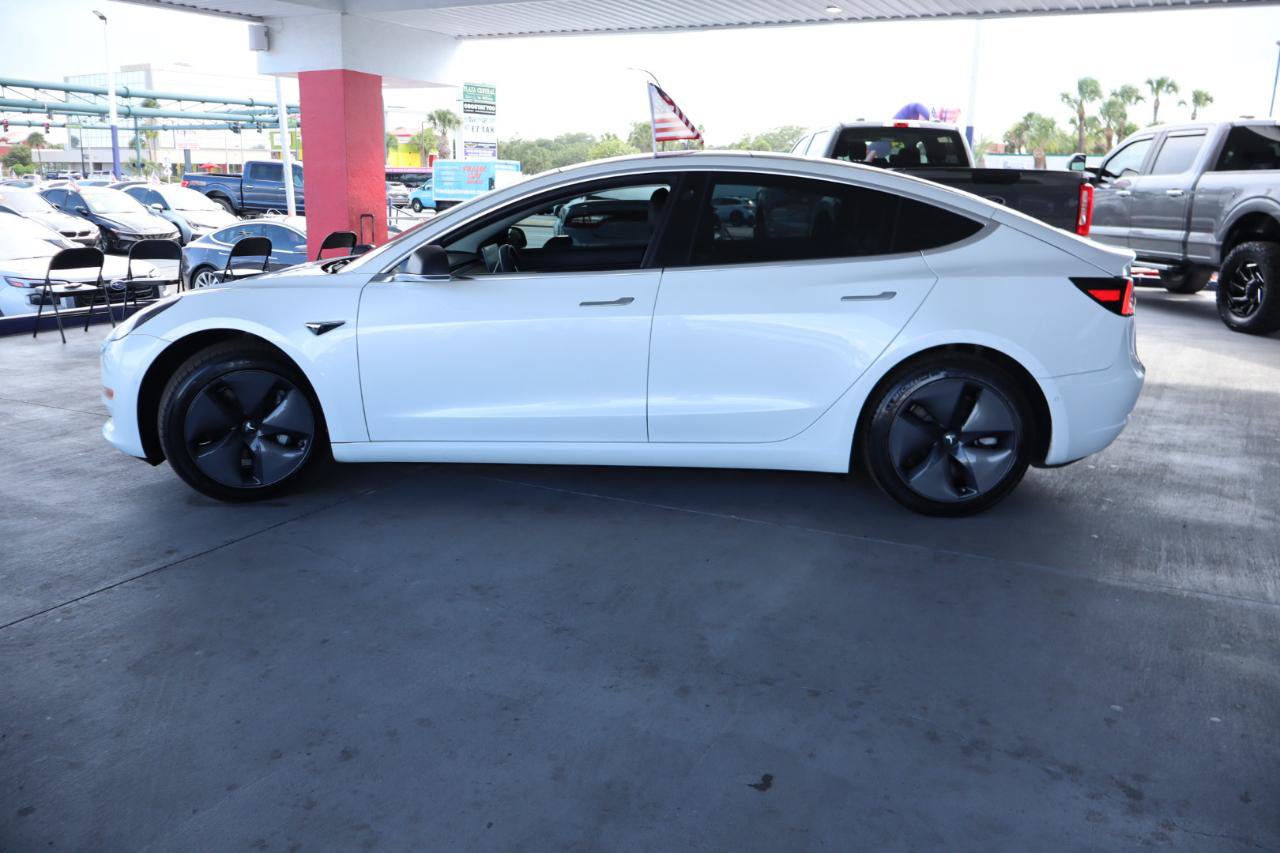 Used 2018 Tesla Model 3 Long Range RWD image 10
