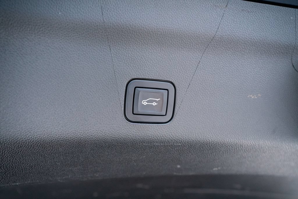 Used 2023 Cadillac Escalade V AWD/4WD image 53