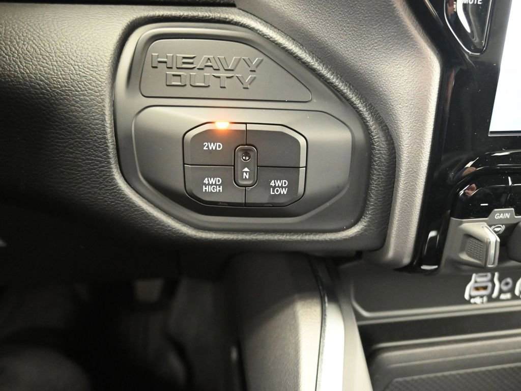 New 2026 RAM 2500 Big Horn AWD/4WD image 23
