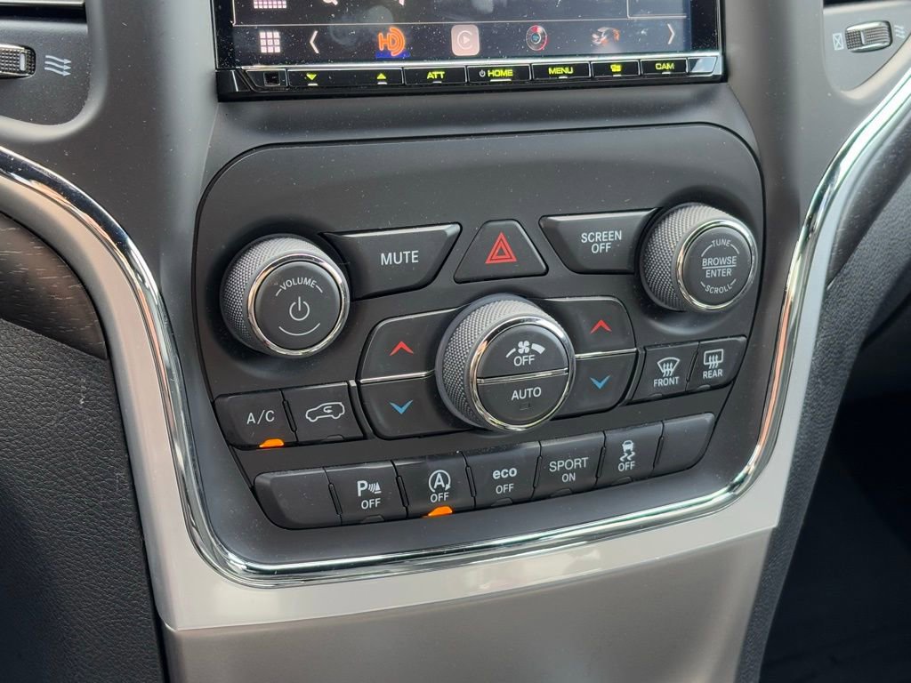 Used 2018 Jeep Grand Cherokee Altitude image 11