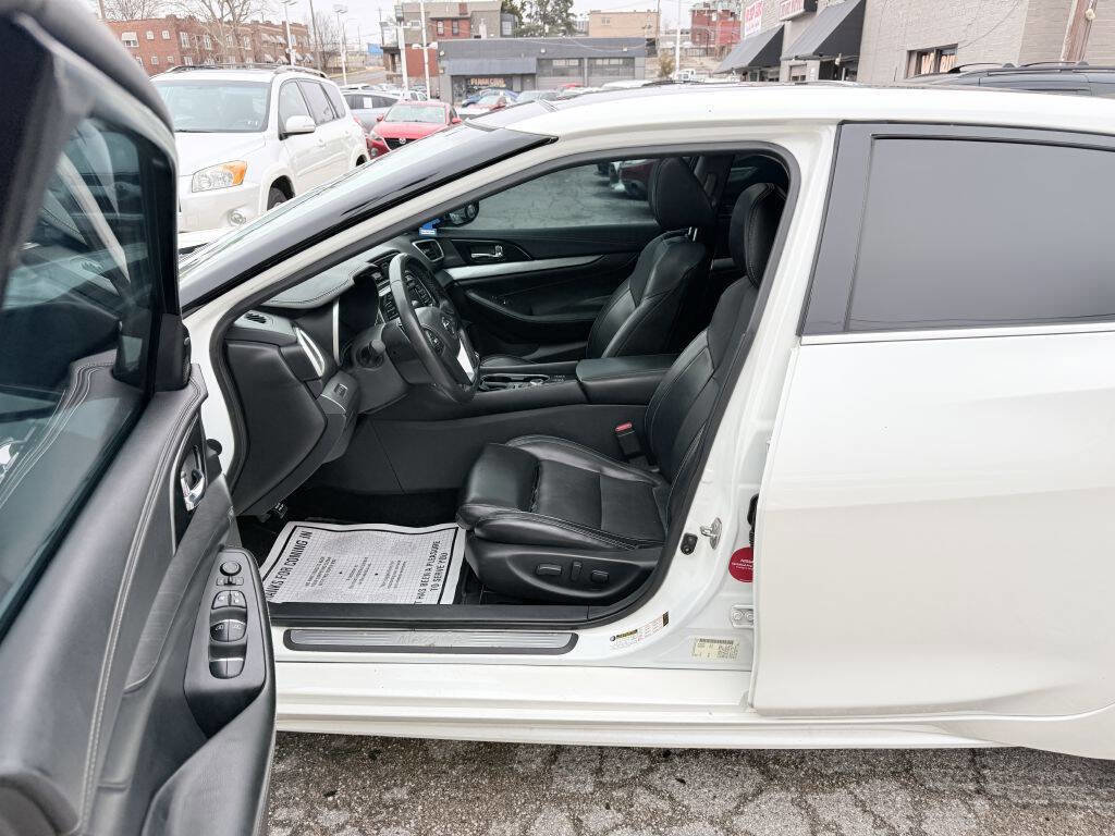 Used 2017 Nissan Maxima 3.5 SL image 10