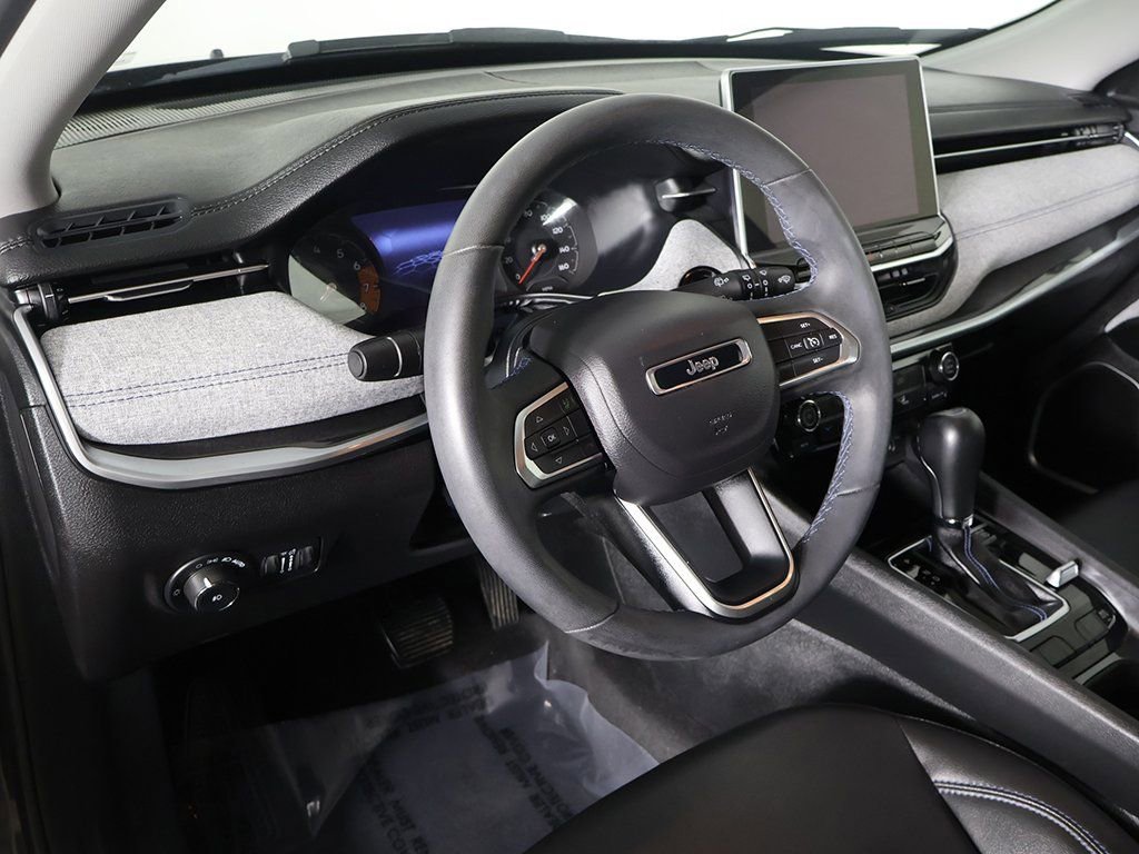 Used 2022 Jeep Compass Latitude image 24