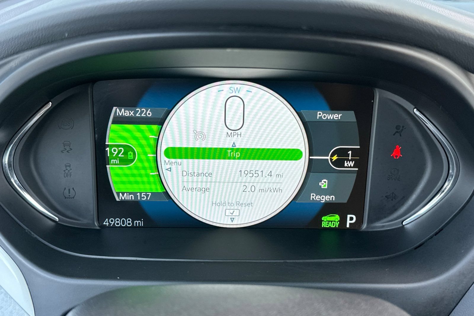 Used 2020 Chevrolet Bolt Premier w/ Infotainment Package FWD image 34