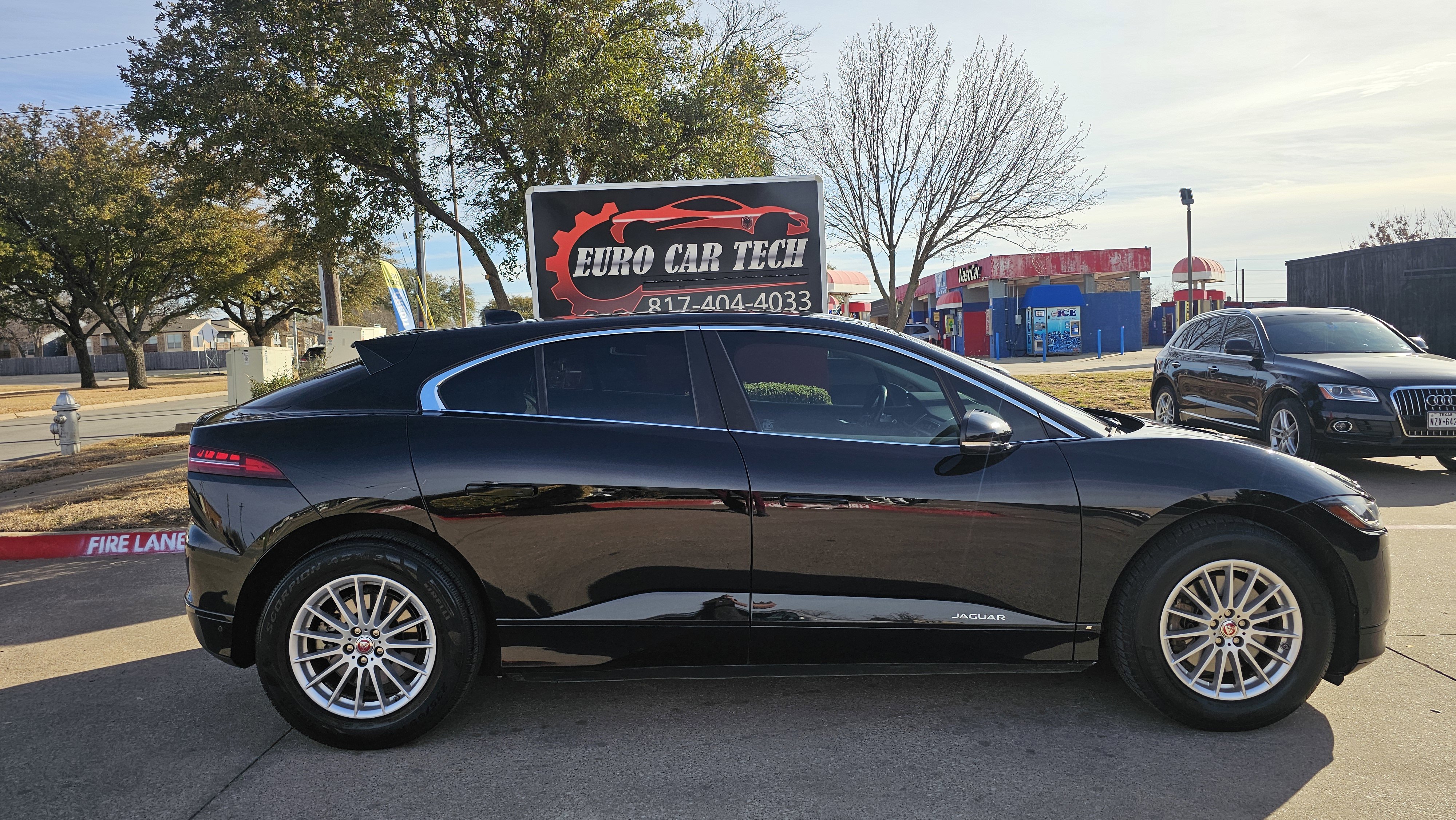 Used 2020 Jaguar I-PACE S image 7