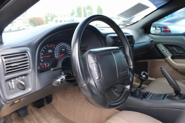 Used 1998 Chevrolet Camaro Z28 w/ Sport Appearance Pkg RWD image 18