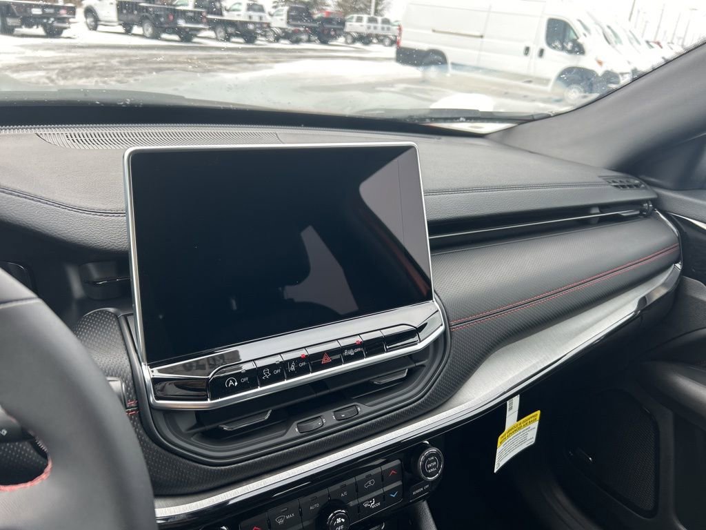 New 2026 Jeep Compass Trailhawk w/ Sun, Sound & Navigation Group image 29