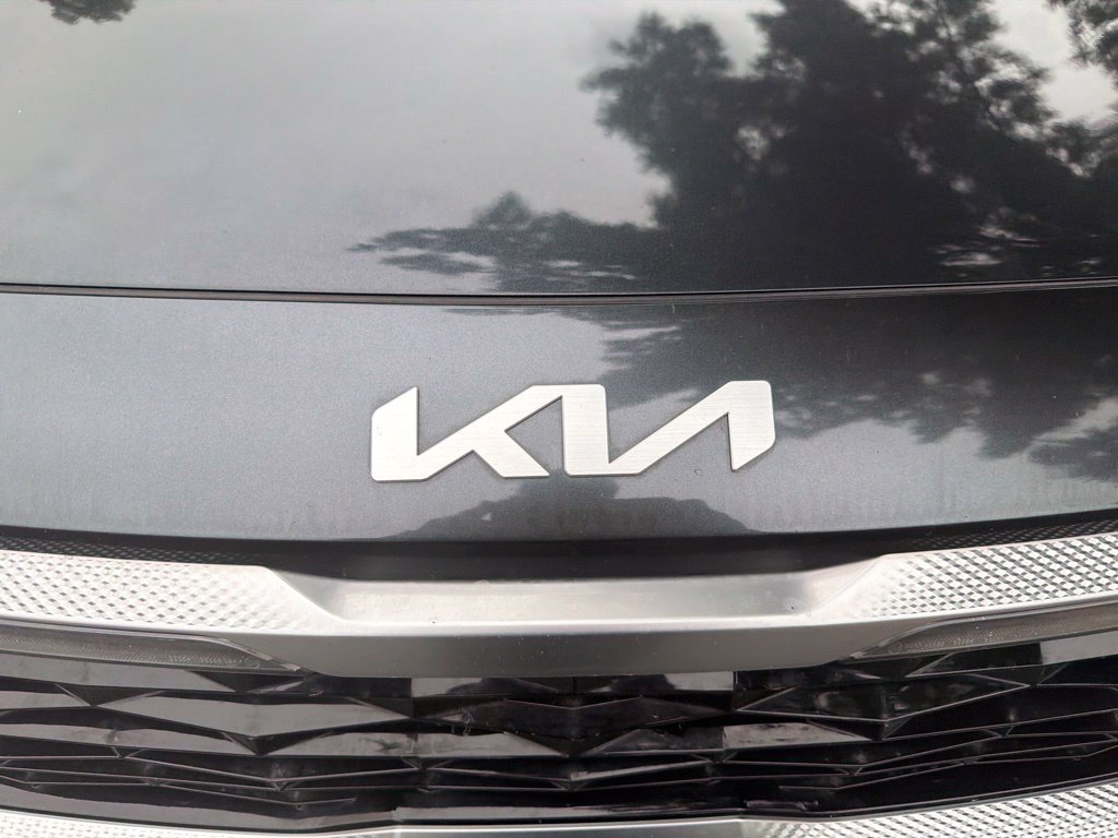 Used 2023 Kia Seltos SX w/ SX Sunroof Package AWD/4WD image 4