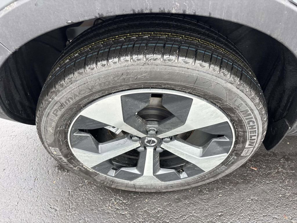 New 2026 Volvo XC40 B5 Plus w/ Protection Package Premier image 10