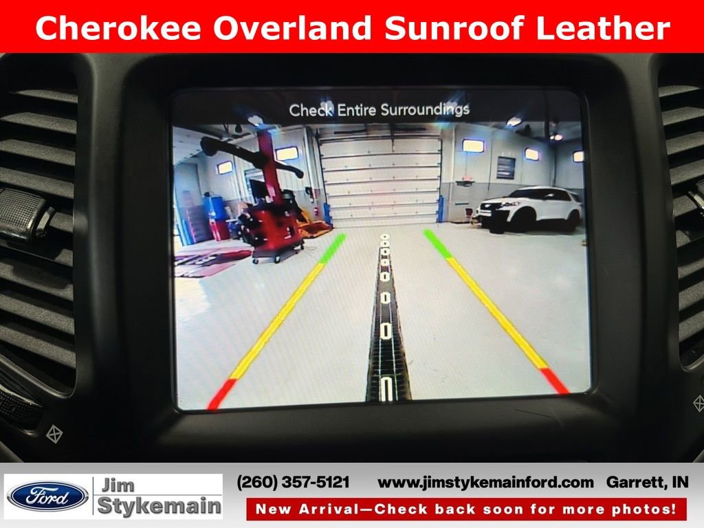 Used 2016 Jeep Cherokee Overland image 23