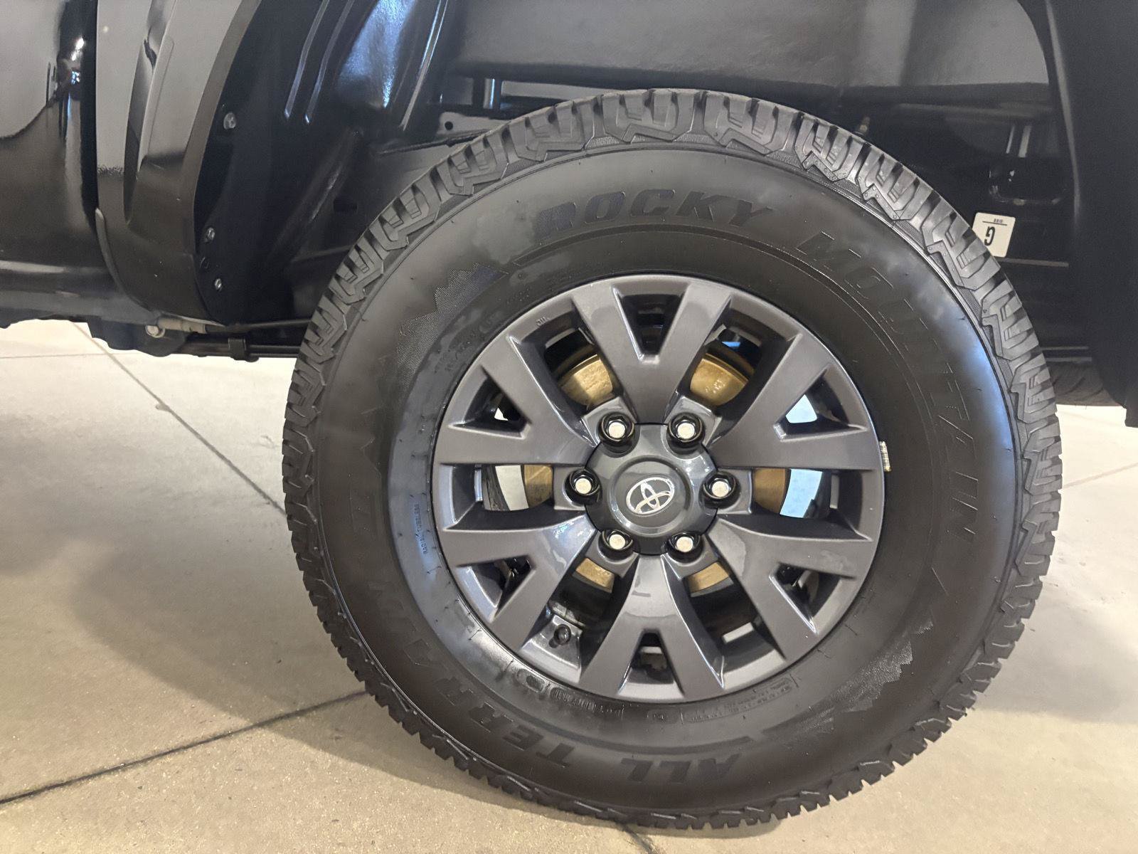 Used 2023 Toyota Tacoma SR5 AWD/4WD image 47