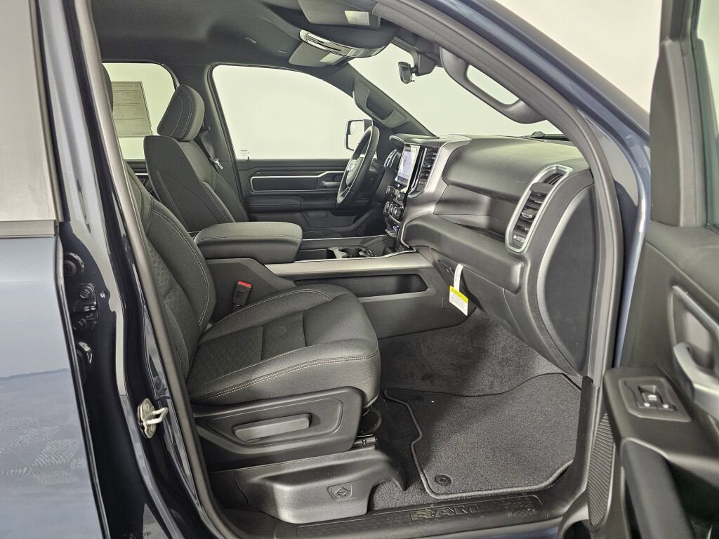 New 2026 RAM 1500 Big Horn AWD/4WD image 37