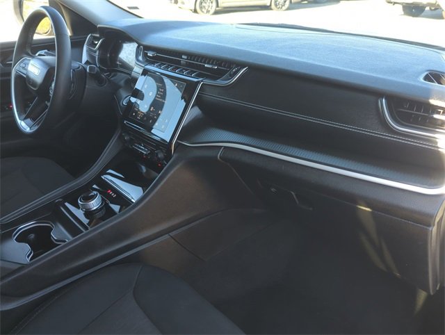 Certified 2023 Jeep Grand Cherokee Laredo image 26