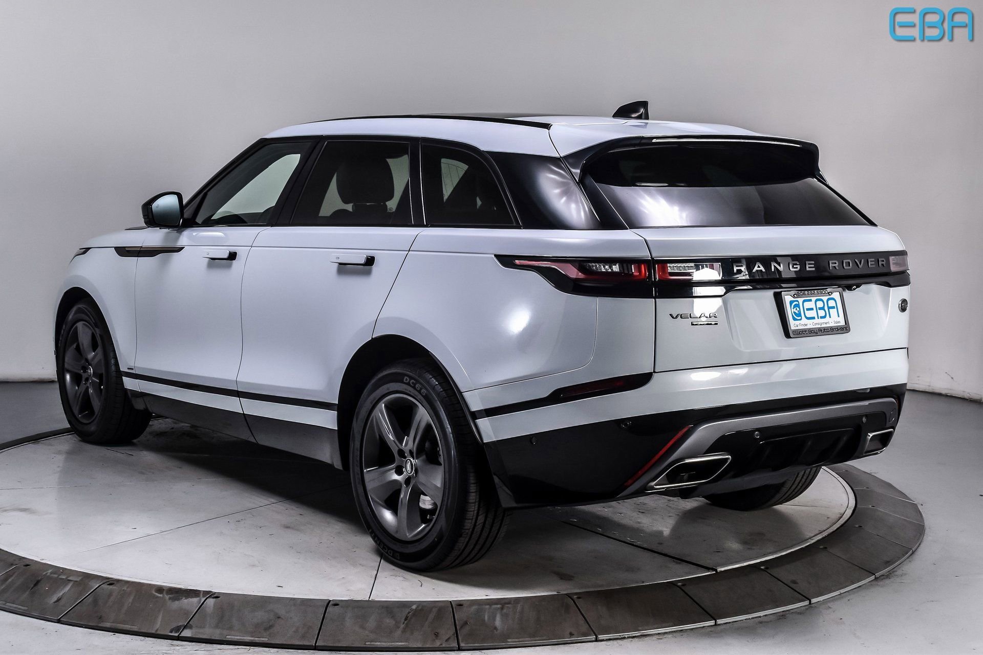 Used 2021 Land Rover Range Rover Velar R-Dynamic S AWD/4WD image 4