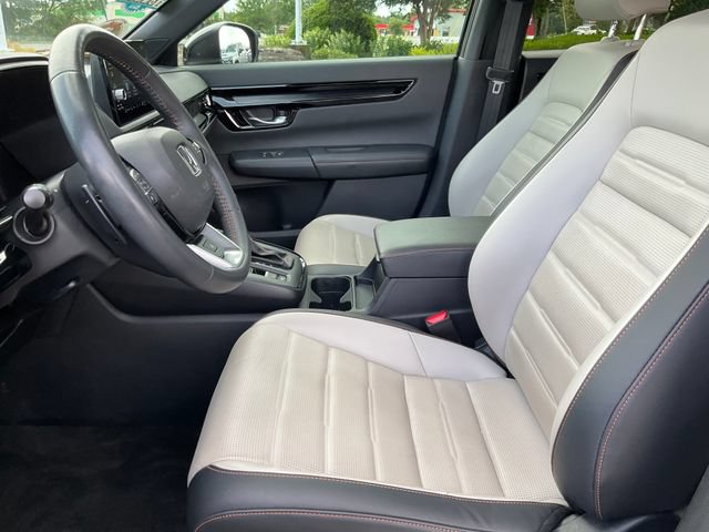 Used 2024 Honda CR-V Sport Touring image 5