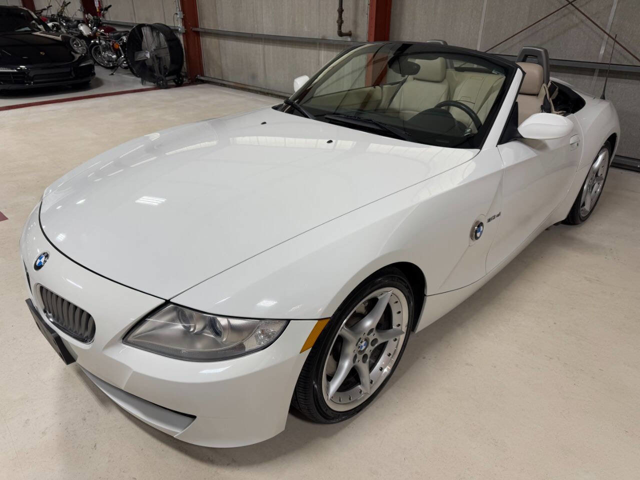 Used 2007 BMW Z4 3.0si image 40
