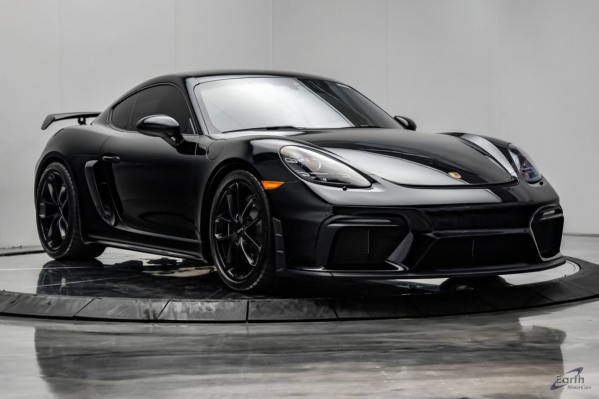 Used 2021 Porsche 718 Cayman GT4 RWD image 26
