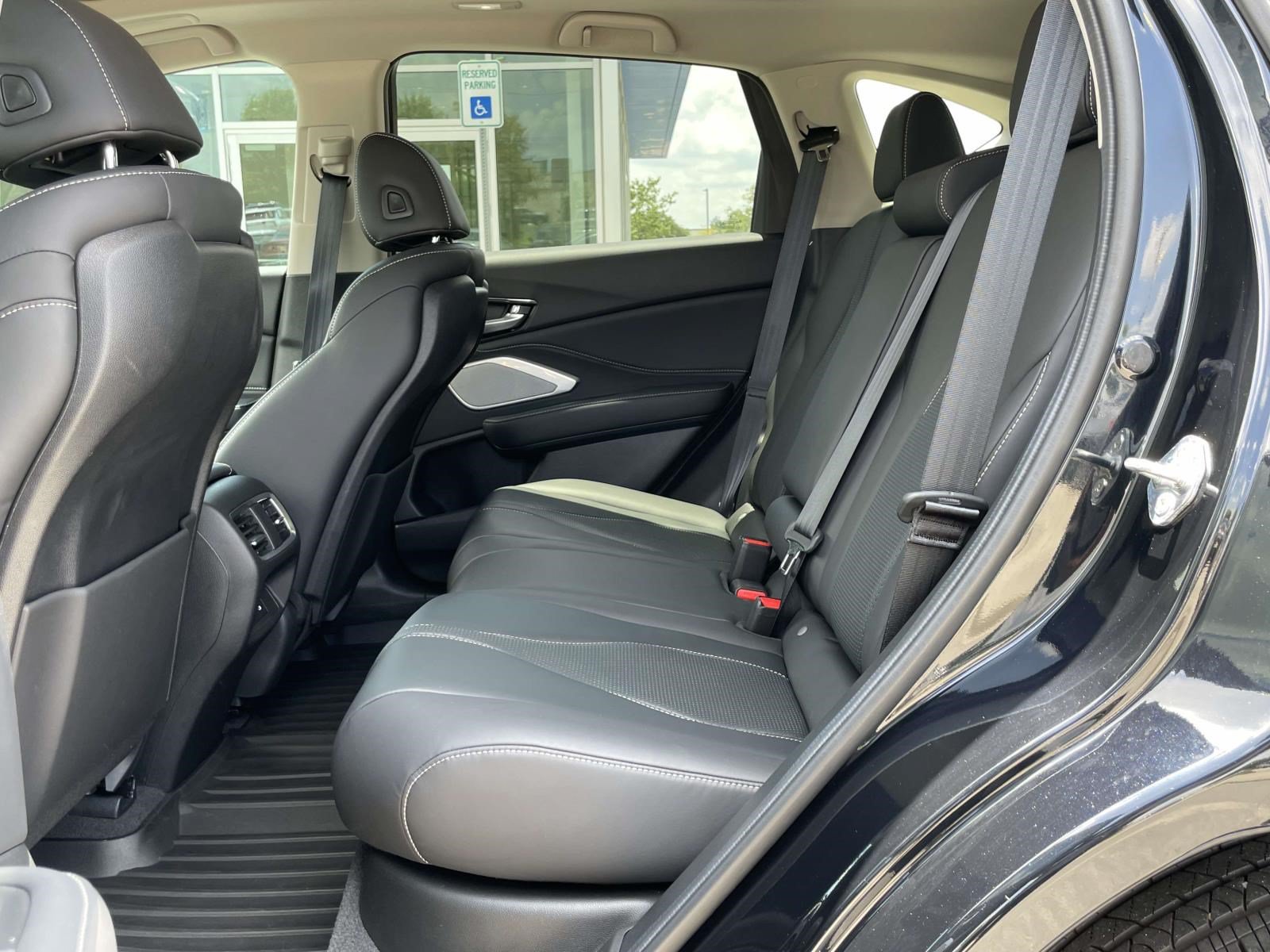 Used 2023 Acura RDX w/ Technology Package FWD image 10