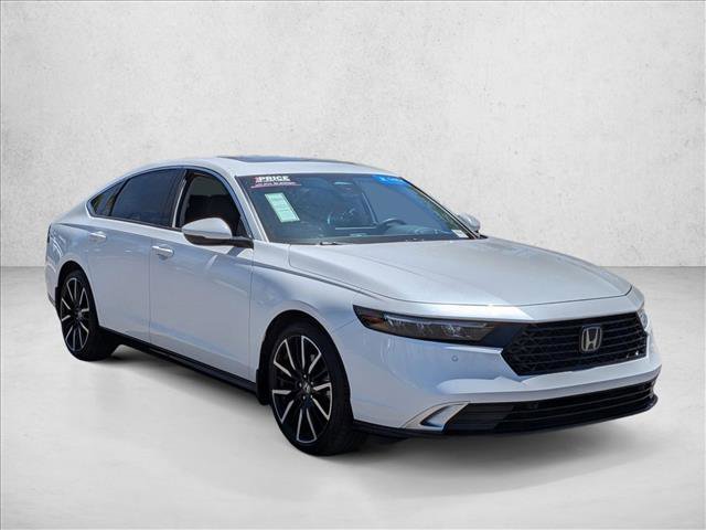 Used 2025 Honda Accord Touring image 3