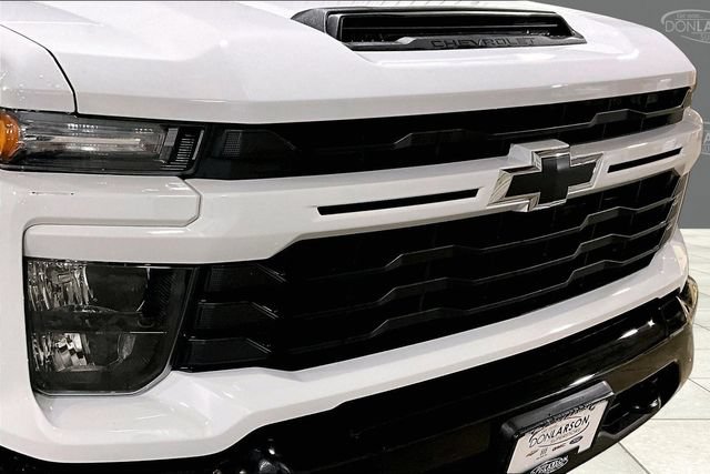 Certified 2024 Chevrolet Silverado 2500 Custom AWD/4WD image 11