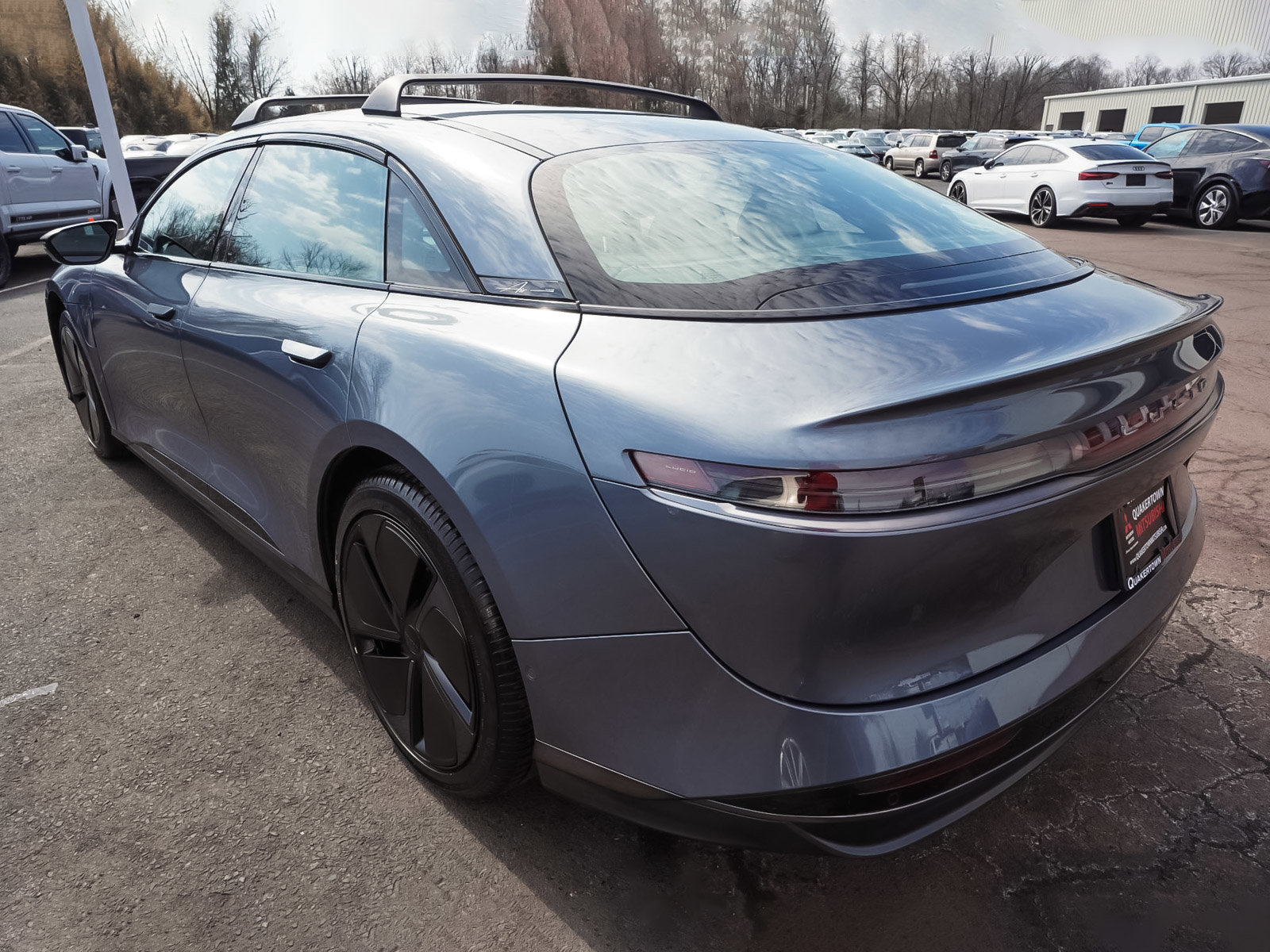 Used 2024 Lucid Air Touring image 4