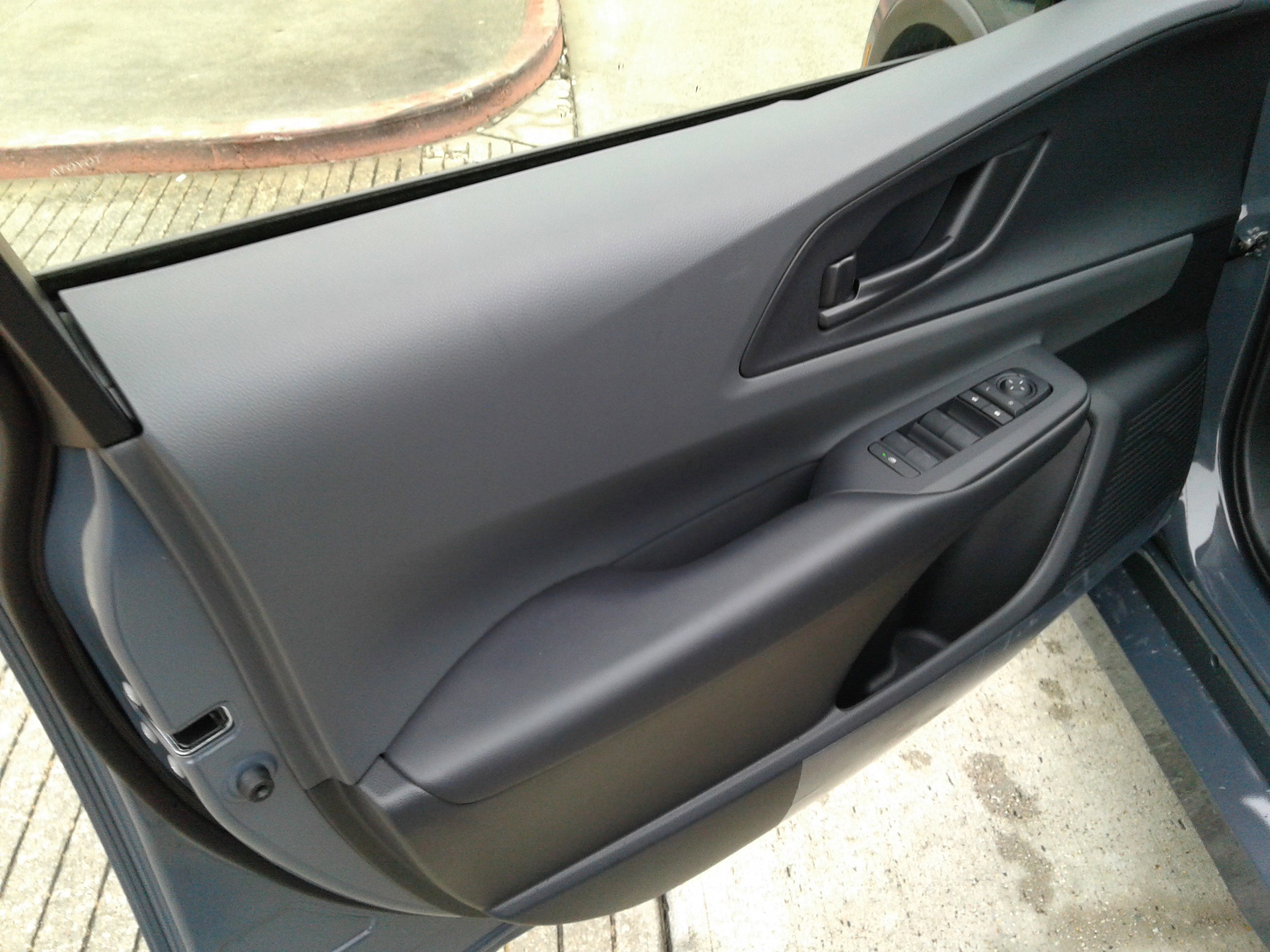 New 2026 Toyota Prius LE image 6