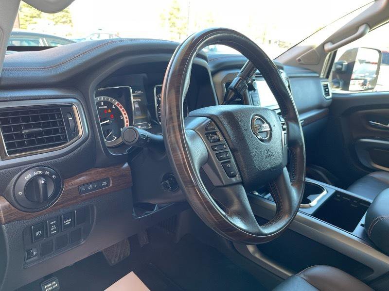 Used 2016 Nissan Titan Platinum Reserve image 29