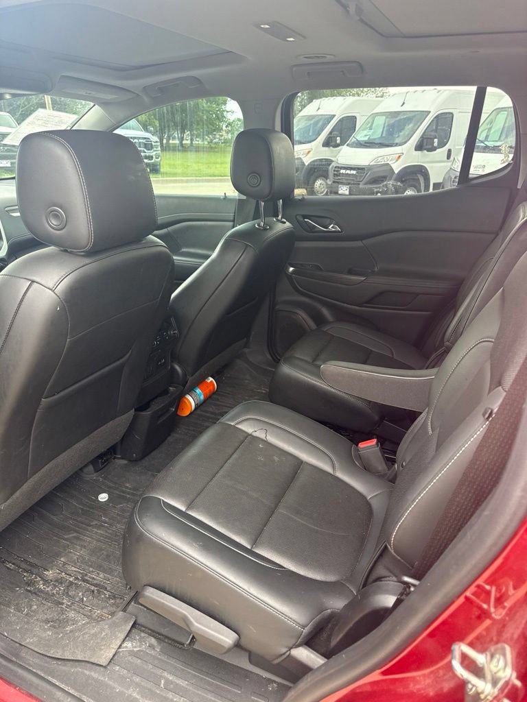 Used 2023 GMC Acadia SLT w/ Elevation Edition FWD image 11