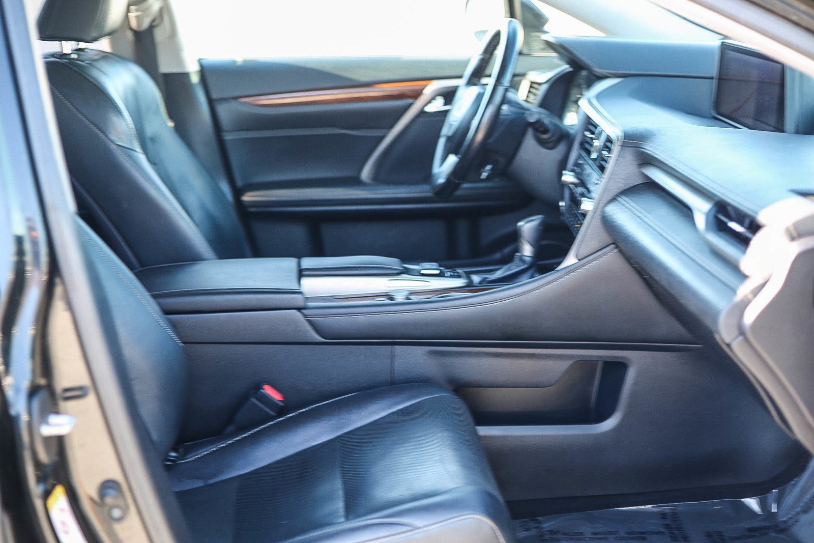 Used 2019 Lexus RX 350L AWD image 16