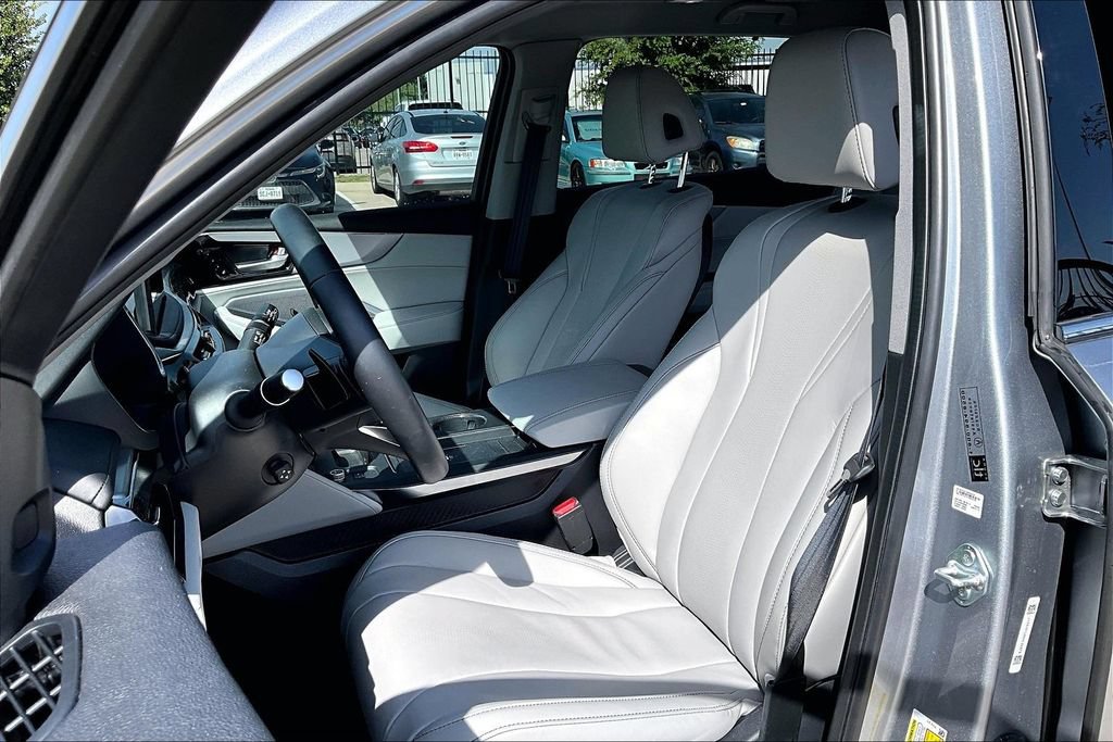 Certified 2026 Acura MDX w/ Technology Package AWD/4WD image 29