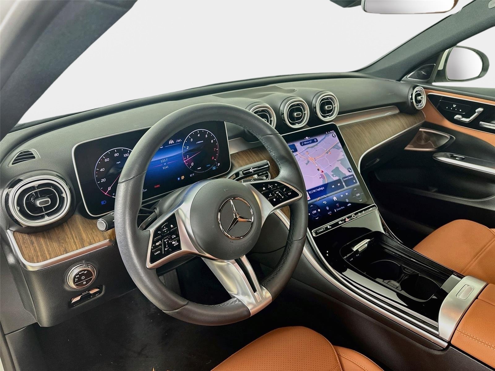 Certified 2026 Mercedes-Benz C 300 4MATIC Sedan image 9