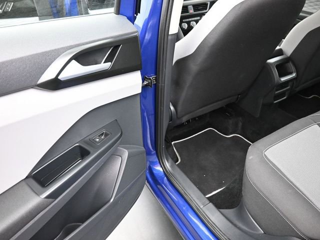 Used 2023 Volkswagen Taos S image 18