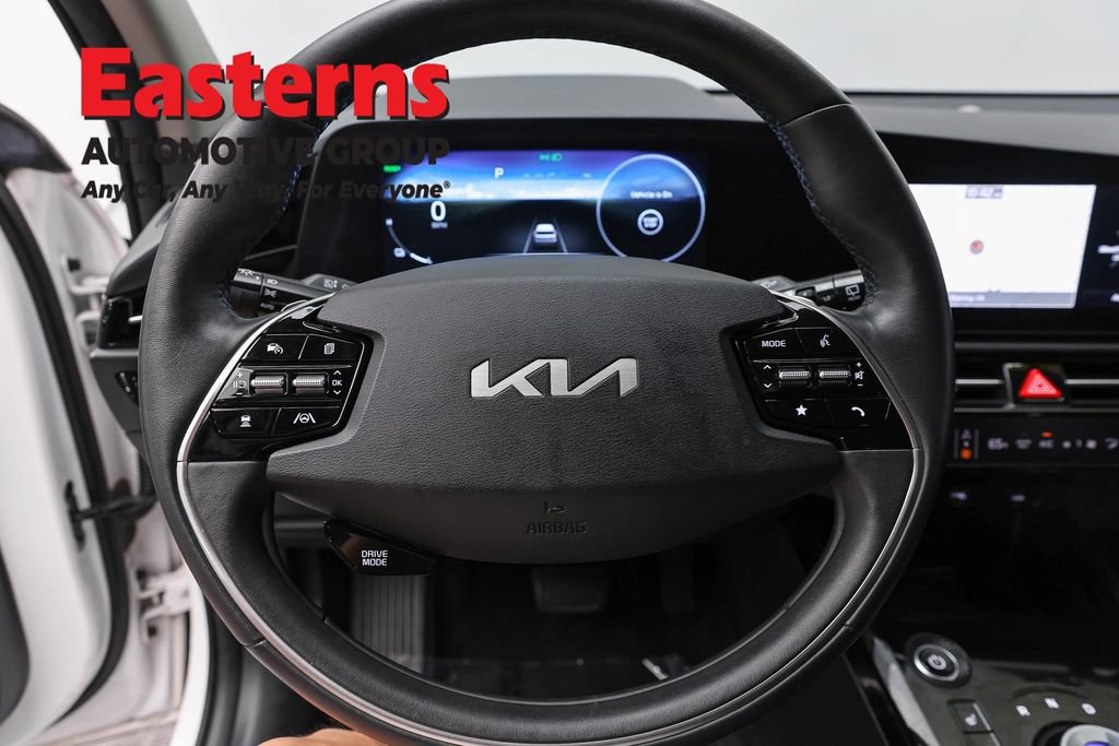 Used 2024 Kia Niro Wind w/ Wind Preserve Package FWD image 12