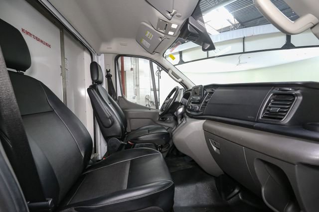 Used 2022 Ford Transit 350 DRW RWD image 15