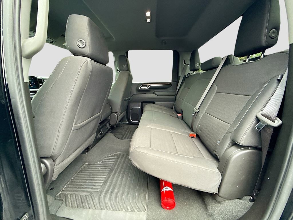 Certified 2024 Chevrolet Silverado 3500 LT image 23