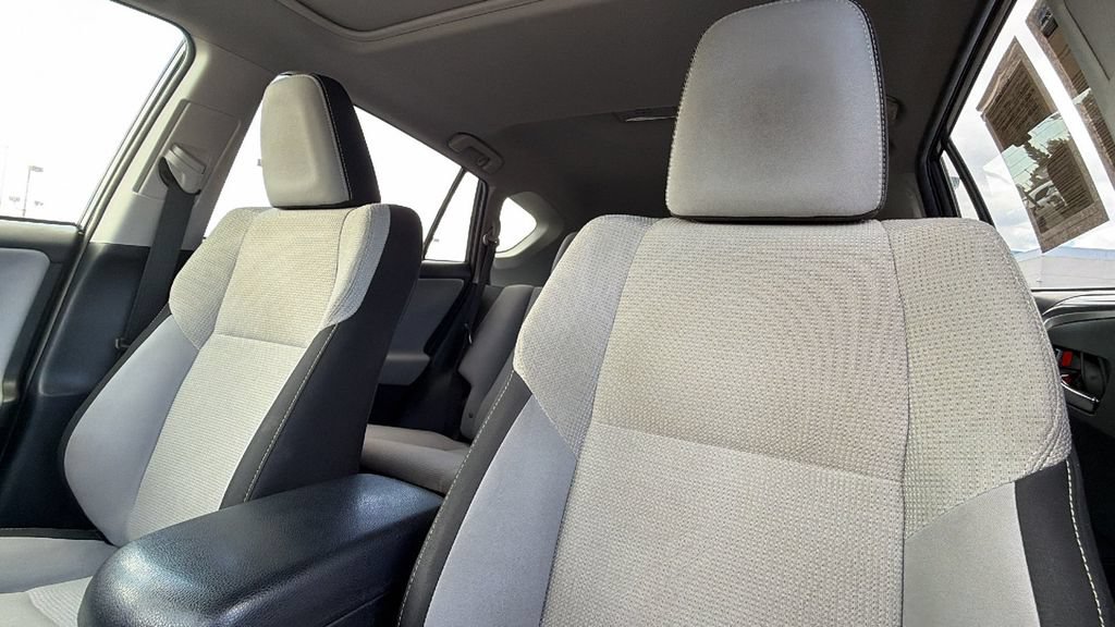 Used 2018 Toyota RAV4 XLE w/ Convenience Package AWD/4WD image 11