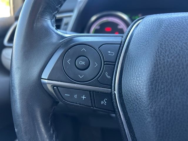 Used 2020 Toyota Camry XLE image 19