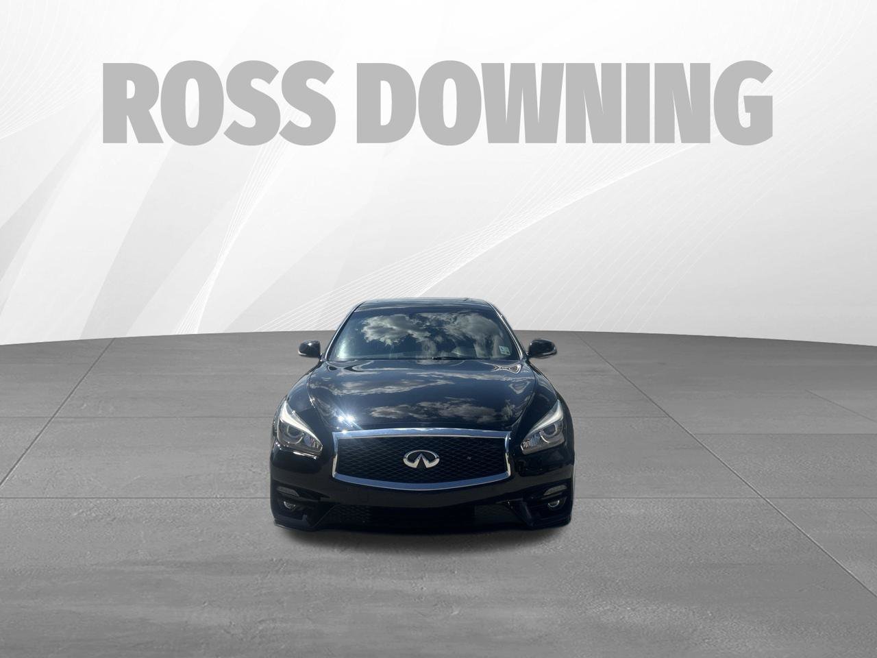 Used 2015 INFINITI Q70 3.7 w/ Sport Package RWD image 2
