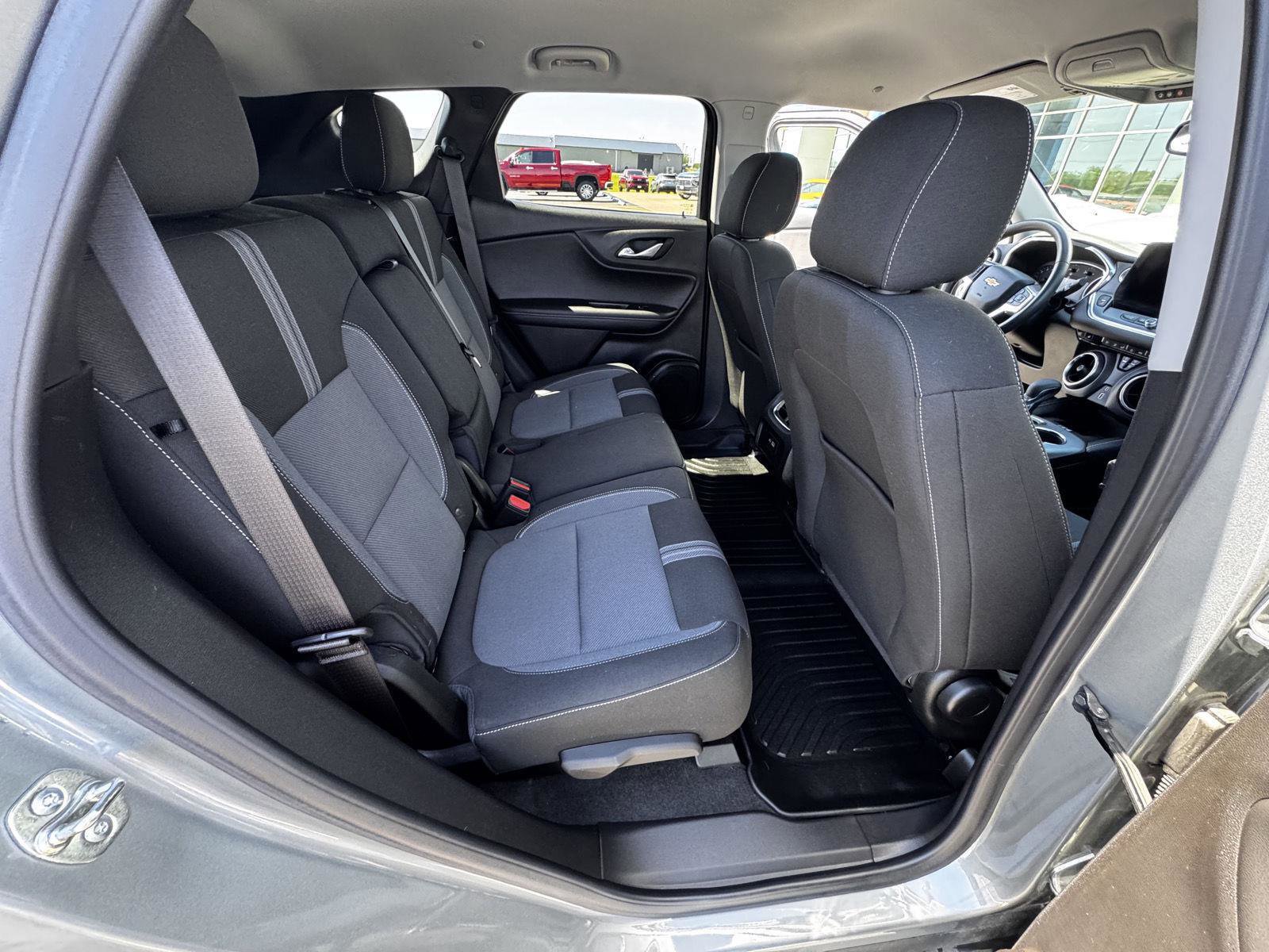 Used 2024 Chevrolet Blazer LT w/ Convenience Package image 14