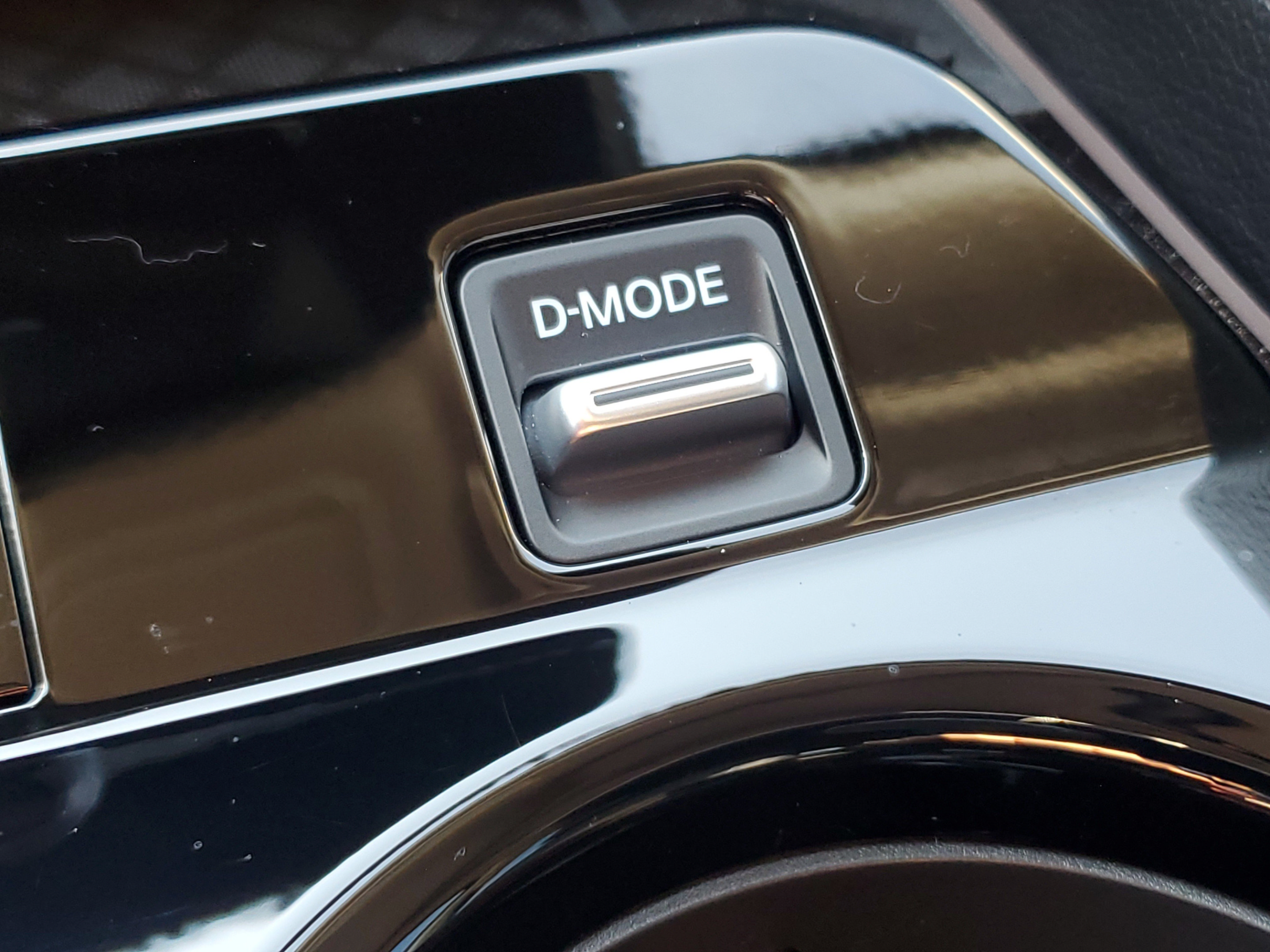 Used 2025 Nissan Murano SL AWD/4WD image 29