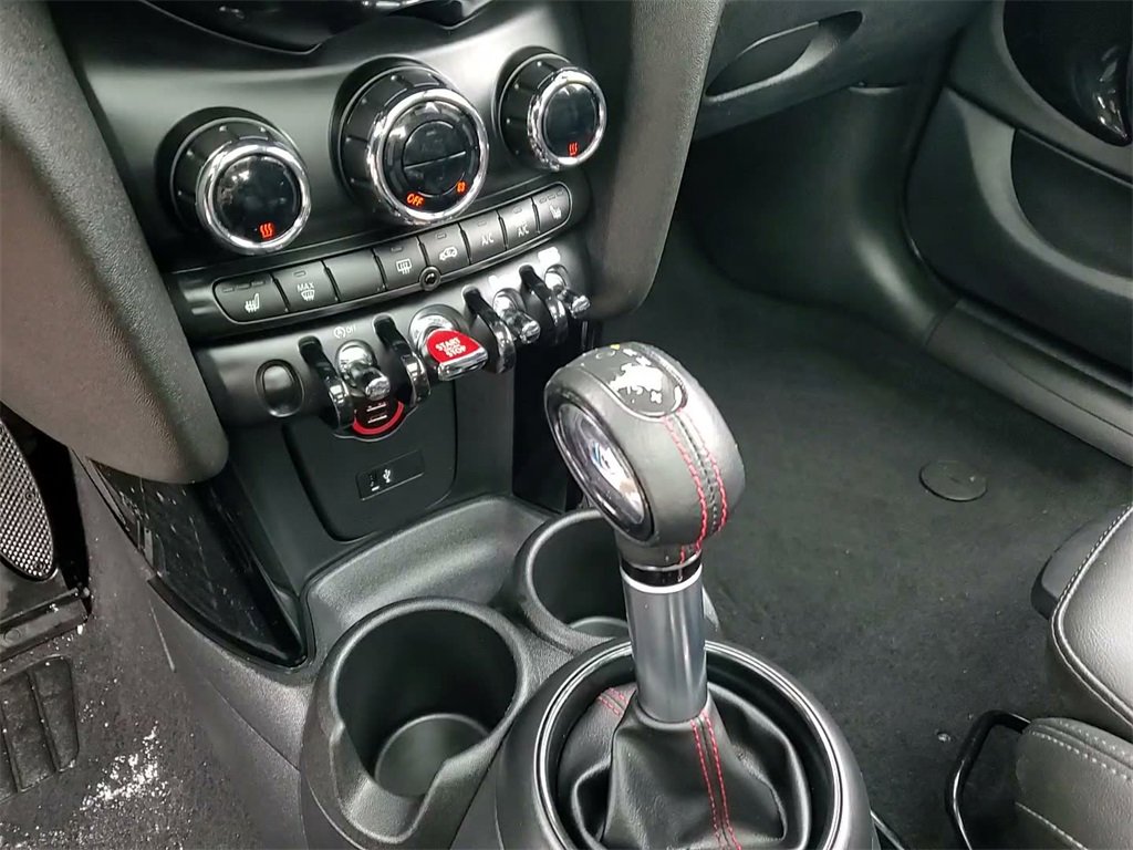 Used 2019 MINI Cooper S image 29