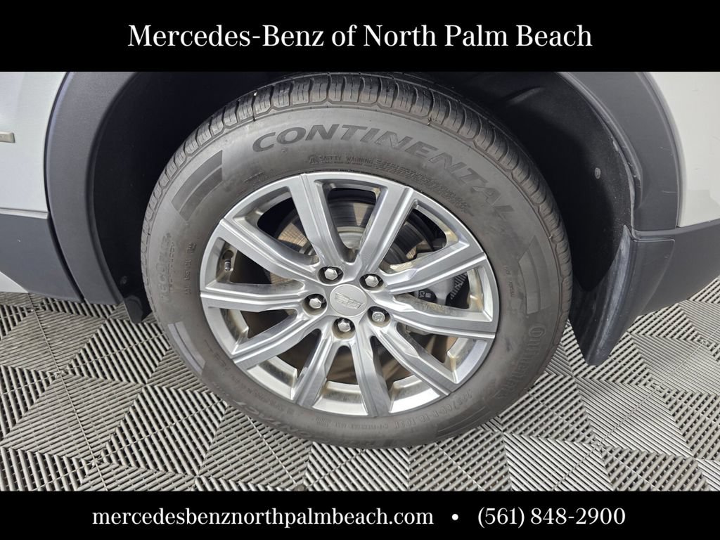 Used 2019 Cadillac XT4 Premium Luxury w/ Driver Awareness Package FWD image 16