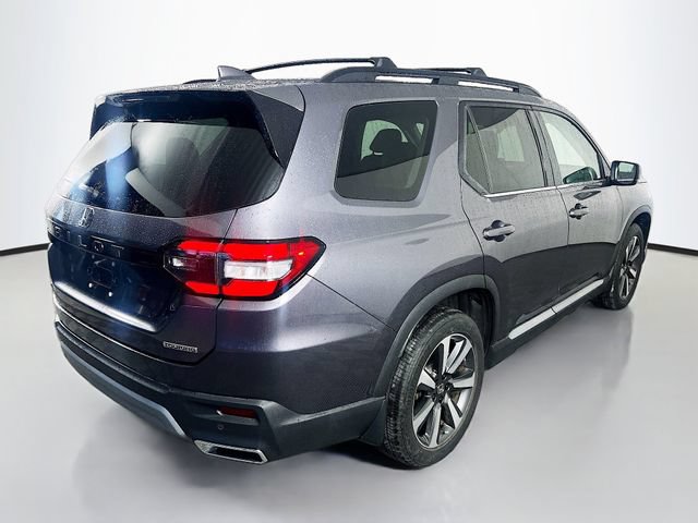 Used 2023 Honda Pilot Touring image 8