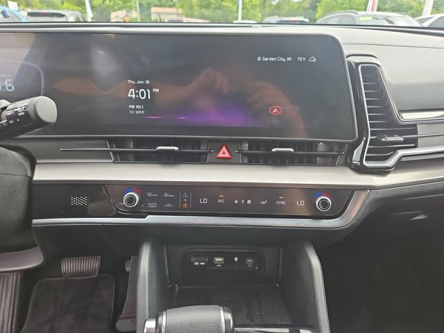 Used 2024 Kia Sportage EX FWD image 18