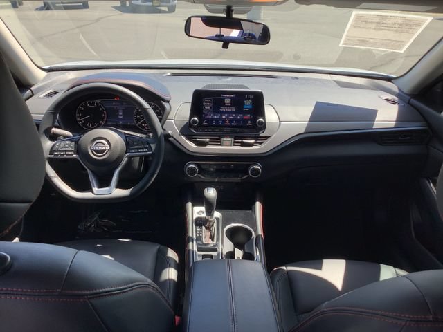 Used 2024 Nissan Altima 2.5 SR AWD/4WD image 6