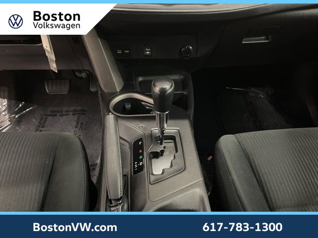 Used 2018 Toyota RAV4 LE image 22